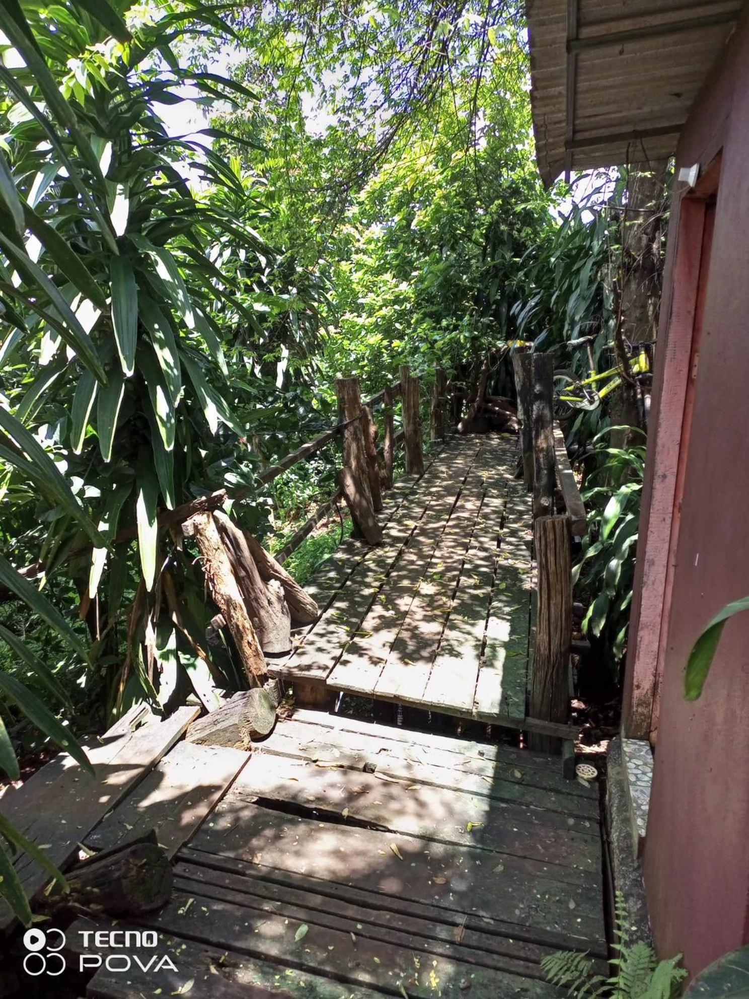 Familyhouse & Trekking Apartment Banlung Exterior photo