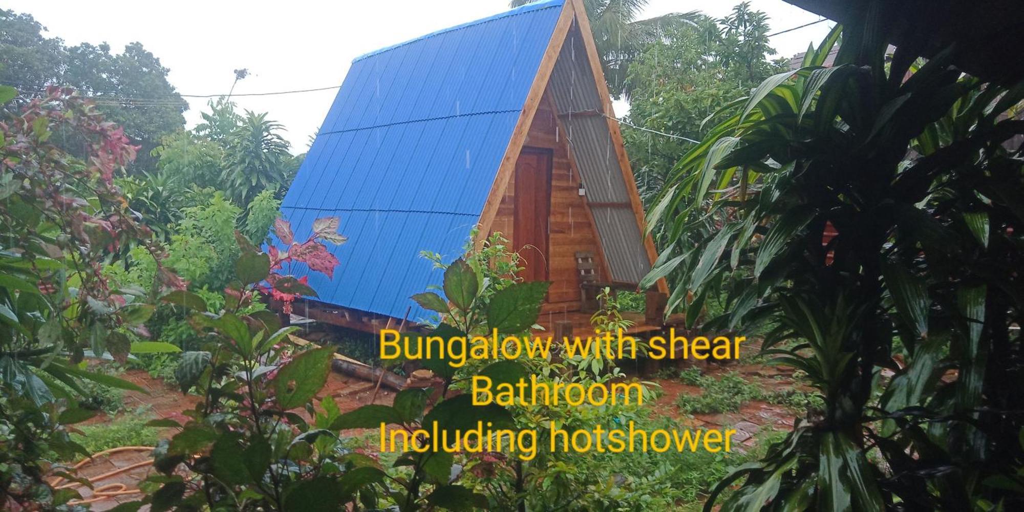 Familyhouse & Trekking Apartment Banlung Exterior photo